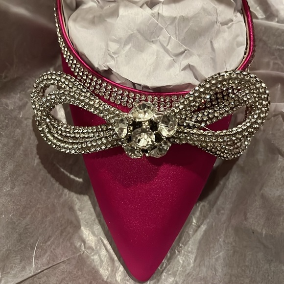 NIB - Mixx Shuz - Fuchsia Ankle Wrap Strap 3" Heel - Womans Size 6 - Picture 2 of 4